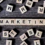 Effektive Marketingstrategien für Coaching-Angebote: Fortune Family als Vorbild